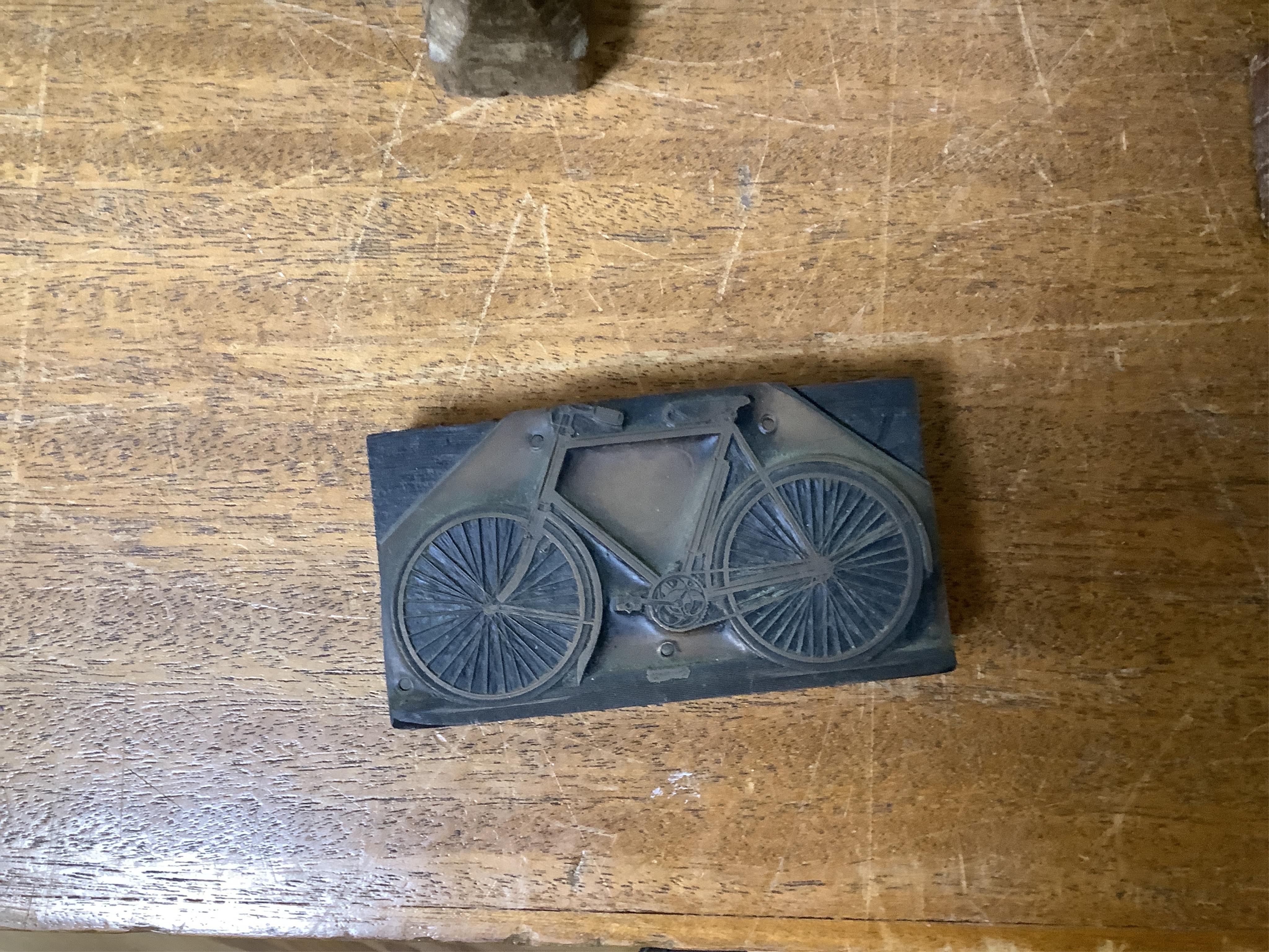 A printer's tray and various type-sets